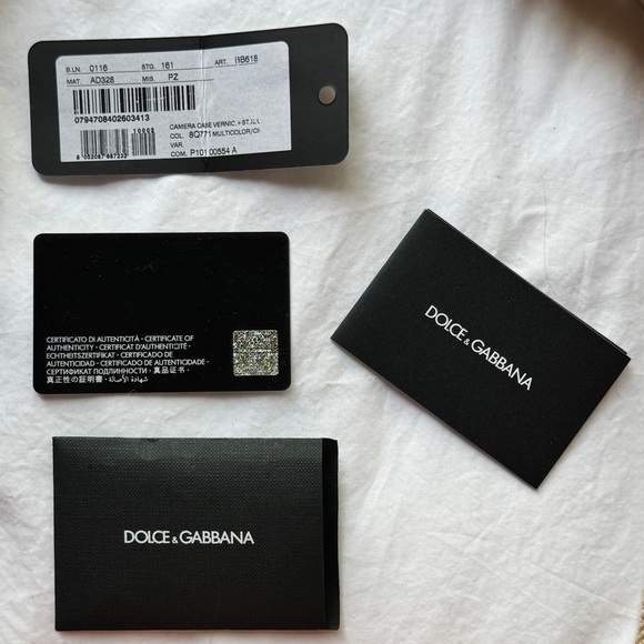 Dolce & Gabbana Camera Bag ๐๐ - Picture 7 of 16